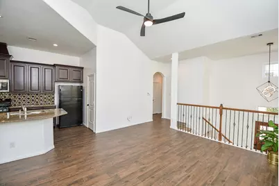 18 Cheswood Manor Drive, The Woodlands, TX 77382 - Photo 15