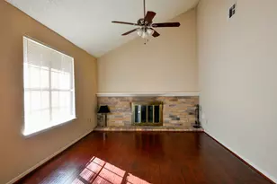4530 Texas Trail Trail, Sugar Land, TX 77479 - Photo 7