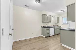 209 W Trinity St, Forney, TX 75126 - Photo 9