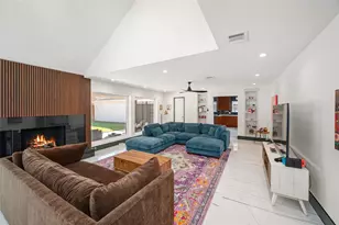 14919 Woodthorpe Ln, Houston, TX 77079 - Photo 13