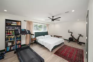 14919 Woodthorpe Ln, Houston, TX 77079 - Photo 29