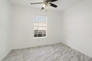 11219 Sagehill Dr, Houston, TX 77089 - Photo 9