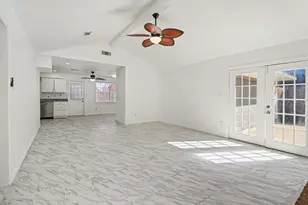 11219 Sagehill Dr, Houston, TX 77089 - Photo 5