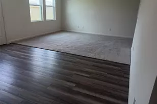 7837 Pink Dahlia Dr, Houston, TX 77016 - Photo 5