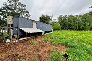 214 Mills Dr, Livingston, TX 77351 - Photo 37