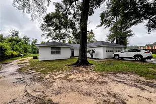 214 Mills Dr, Livingston, TX 77351 - Photo 3