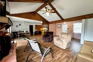 214 Mills Dr, Livingston, TX 77351 - Photo 7