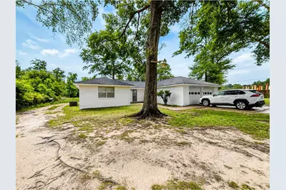 214 Mills Drive, Livingston, TX 77351 - Photo 3