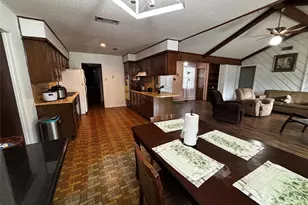 214 Mills Dr, Livingston, TX 77351 - Photo 11