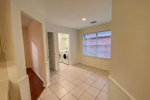 54 N Queenscliff Cir, The Woodlands, TX 77382 - Photo 9