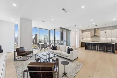 1711 Allen Parkway #2605, Houston, TX 77019 - Photo 1