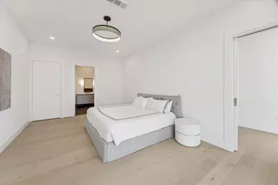 1711 Allen Parkway #2605, Houston, TX 77019 - Photo 13