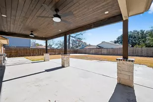 17634 Huntersglen Cir, Humble, TX 77396 - Photo 37