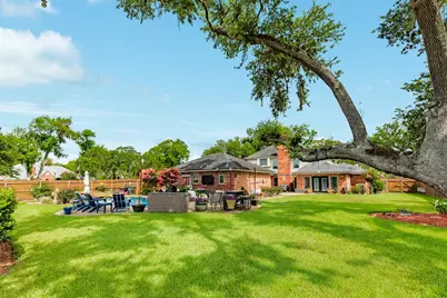 52 Chesswood Court, Lake Jackson, TX 77566 - Photo 45