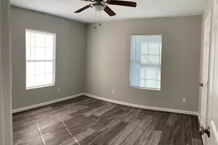 7629 Teesdale Dr, Houston, TX 77028 - Photo 7