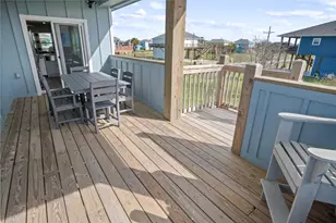 985b Gulf Rd, Crystal Beach, TX 77650 - Photo 33