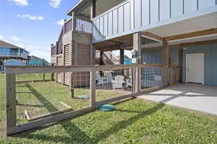 985b Gulf Rd, Crystal Beach, TX 77650 - Photo 35