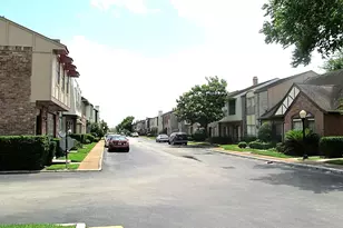 7700 Creekbend Dr, Houston, TX 77071 - Photo 15