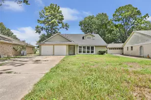 5914 Lawn Ln, Houston, TX 77088 - Photo 1