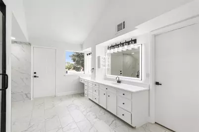 5914 Lawn Lane, Houston, TX 77088 - Photo 23