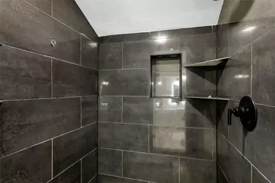 5914 Lawn Lane, Houston, TX 77088 - Photo 39