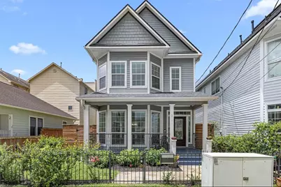 2111 Beall Street, Houston, TX 77008 - Photo 1