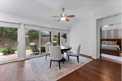 23 S Manorcliff Place, The Woodlands, TX 77382 - Photo 25