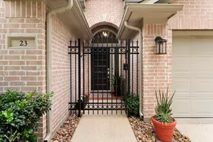 23 S Manorcliff Pl, The Woodlands, TX 77382 - Photo 3