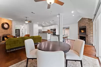 23 S Manorcliff Place, The Woodlands, TX 77382 - Photo 23