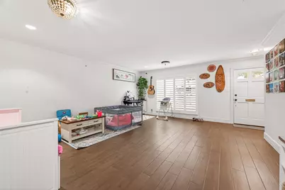 12705 Huntingwick Drive #165, Houston, TX 77024 - Photo 9