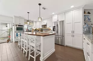 12705 Huntingwick Dr, Houston, TX 77024 - Photo 11