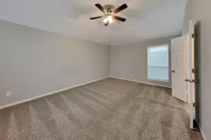 9909 Climbing Tree St, Conroe, TX 77385 - Photo 7