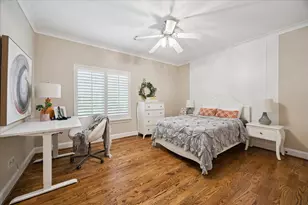 422 Faust Ln, Houston, TX 77024 - Photo 43