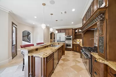 422 Faust Lane, Houston, TX 77024 - Photo 23