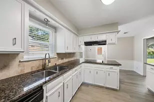 499 Mississippi Park, Conroe, TX 77302 - Photo 7