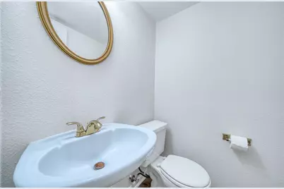 14507 Circlewood Way, Houston, TX 77062 - Photo 25