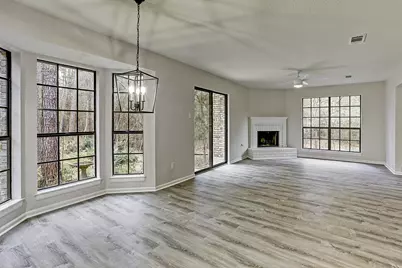 2 Eagle Rock Place, The Woodlands, TX 77381 - Photo 5