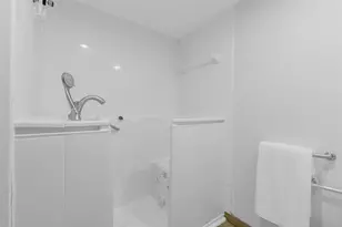 5005 Georgi Ln, Houston, TX 77092 - Photo 11