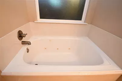 6618 Hawthorne Falls Lane, Houston, TX 77049 - Photo 29