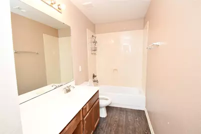 6618 Hawthorne Falls Lane, Houston, TX 77049 - Photo 11
