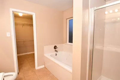6618 Hawthorne Falls Lane, Houston, TX 77049 - Photo 27