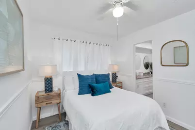 2718 Lazy Spring Drive, Houston, TX 77080 - Photo 17