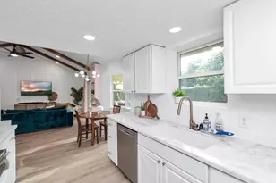 2718 Lazy Spring Dr, Houston, TX 77080 - Photo 11