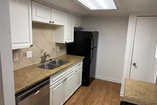 12633 Memorial Dr, Houston, TX 77024 - Photo 3