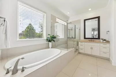 1318 Bobbitt Manor Lane, Houston, TX 77055 - Photo 25