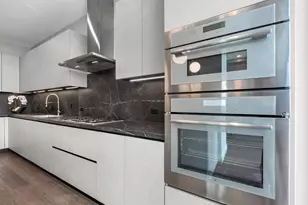 1711 Allen Pkwy, Houston, TX 77019 - Photo 11