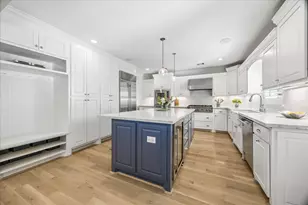 1741 Banks St, Houston, TX 77098 - Photo 7