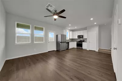 2542 Steelhead Drive, Conroe, TX 77384 - Photo 3