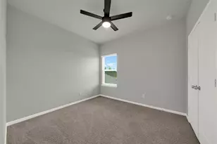 2542 Steelhead Dr, Conroe, TX 77384 - Photo 11