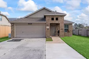 31702 Ironwood Dr, Waller, TX 77484 - Photo 1